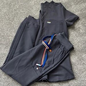 LIMITED EDITION PRIDE FIGS